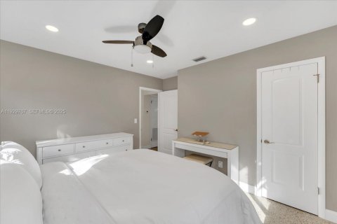 House in Oakland Park, Florida 3 bedrooms, 102.19 sq.m. № 1988798 - photo 17