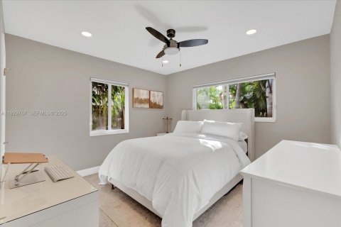 House in Oakland Park, Florida 3 bedrooms, 102.19 sq.m. № 1988798 - photo 16