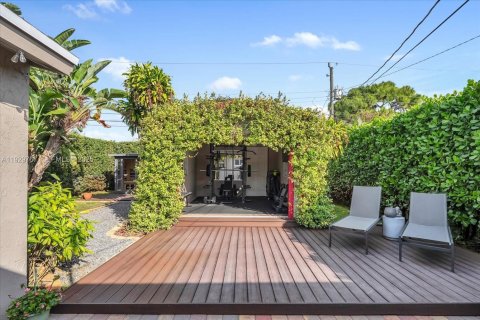 House in Oakland Park, Florida 3 bedrooms, 102.19 sq.m. № 1988798 - photo 26