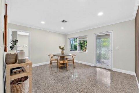 House in Oakland Park, Florida 3 bedrooms, 102.19 sq.m. № 1988798 - photo 8