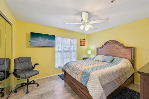 House in Bradenton, Florida 2 bedrooms, 93.27 sq.m. № 1644253 - photo 13