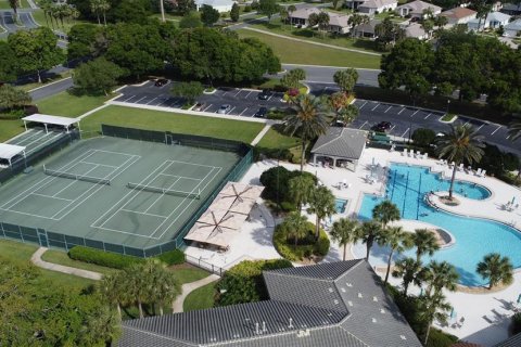 House in Leesburg, Florida 3 bedrooms, 188.68 sq.m. № 1682950 - photo 25