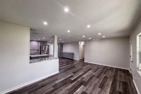 Villa ou maison à vendre à Lakeland, Floride: 3 chambres, 160.91 m2 № 2227368 - photo 10