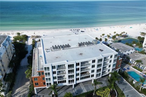 Condo in Sarasota, Florida, 2 bedrooms № 2128607 - photo 19
