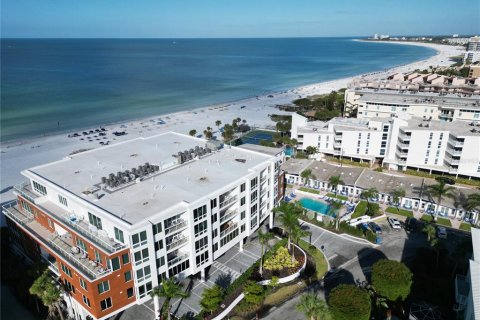 Condo in Sarasota, Florida, 2 bedrooms № 2128607 - photo 17