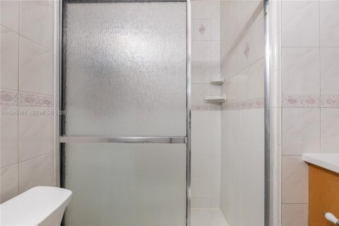 Villa ou maison à vendre à Miami Gardens, Floride: 3 chambres, 129.78 m2 № 2005155 - photo 18