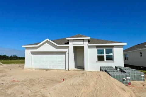 House in Wildwood, Florida 4 bedrooms, 176.51 sq.m. № 1422639 - photo 1