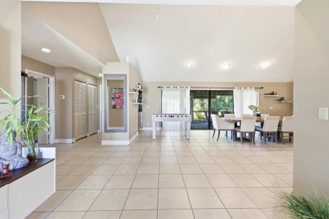 Villa ou maison à louer à Boca Raton, Floride: 3 chambres, 215.9 m2 № 2181052 - photo 5