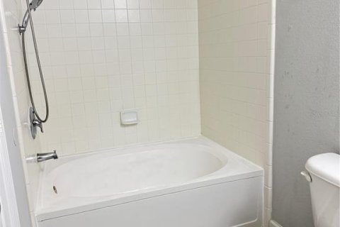 Copropriété à louer à Tampa, Floride: 2 chambres, 105.26 m2 № 1913766 - photo 15
