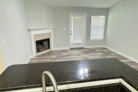 Condo in Tampa, Florida, 2 bedrooms  № 1913766 - photo 19