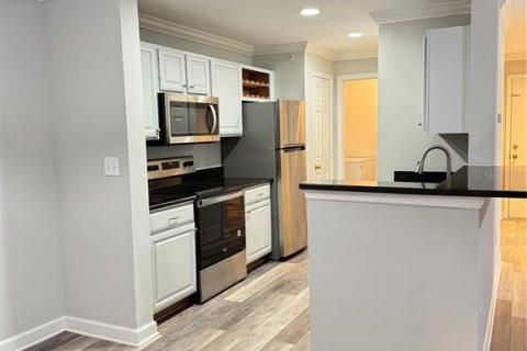 Copropriété à louer à Tampa, Floride: 2 chambres, 105.26 m2 № 1913766 - photo 10