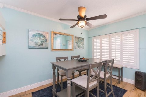 Townhouse in Tampa, Florida 2 bedrooms, 125.6 sq.m. № 1853775 - photo 6