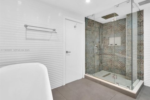 Condominio en venta en Aventura, Florida, 2 dormitorios, 175.31 m2 № 1988731 - foto 18