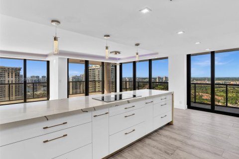 Condominio en Aventura, Florida, 2 dormitorios  № 1988731
