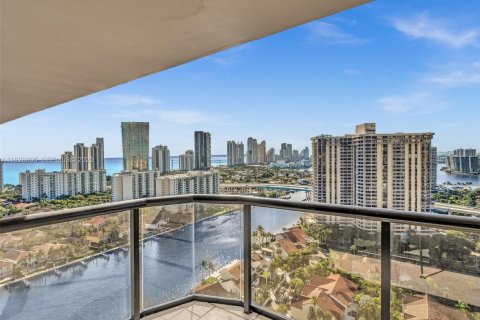 Condominio en venta en Aventura, Florida, 2 dormitorios, 175.31 m2 № 1988731 - foto 23