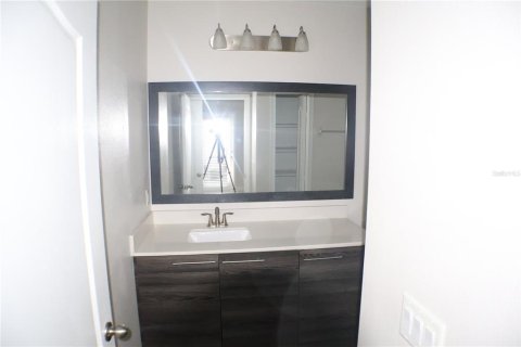 Adosado en venta en Haines City, Florida, 2 dormitorios, 136.01 m2 № 1876267 - foto 4