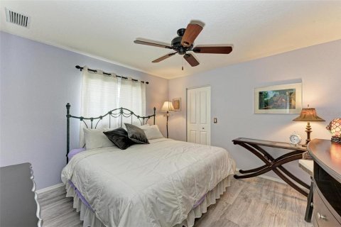 House in Venice, Florida 3 bedrooms, 200.3 sq.m. № 2272739 - photo 11
