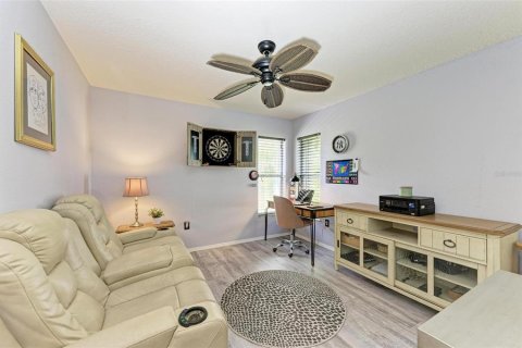 House in Venice, Florida 3 bedrooms, 200.3 sq.m. № 2272739 - photo 13