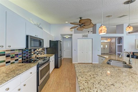 House in Venice, Florida 3 bedrooms, 200.3 sq.m. № 2272739 - photo 26