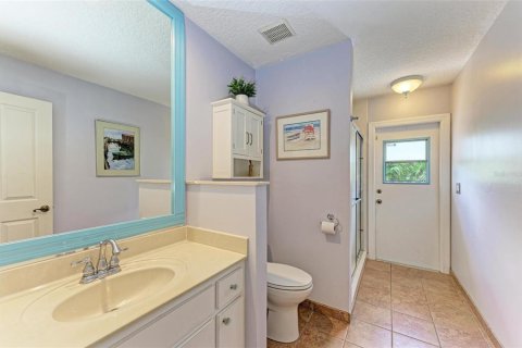 House in Venice, Florida 3 bedrooms, 200.3 sq.m. № 2272739 - photo 10