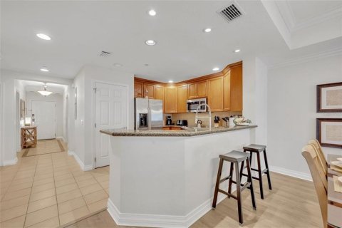 Condo in Four Corners, Florida, 3 bedrooms № 2203392 - photo 9
