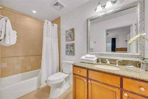 Condo in Four Corners, Florida, 3 bedrooms № 2203392 - photo 23
