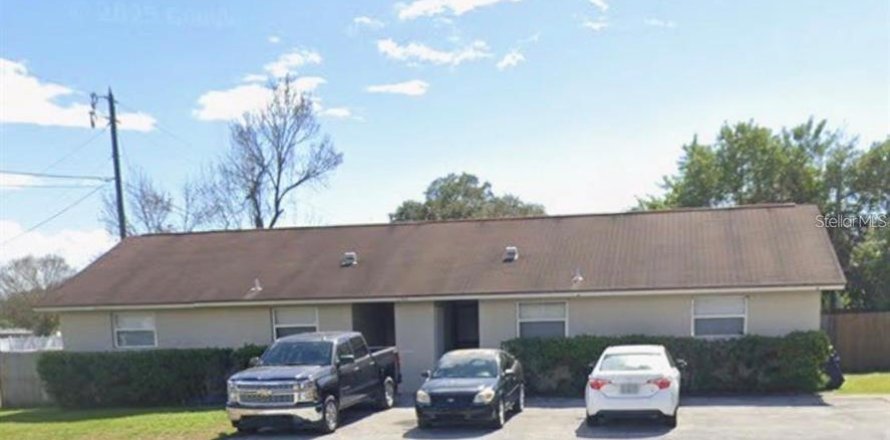 Immobilier commercial à Seminole, Floride 4 chambres, 177.81 m2 № 2354490