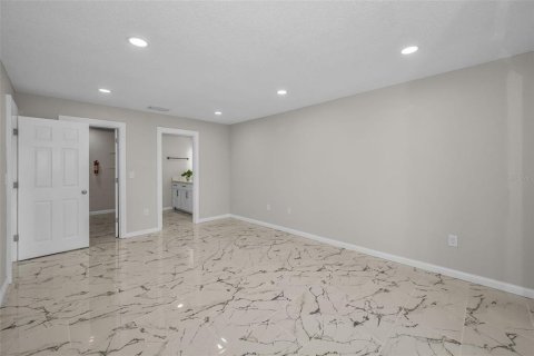 Copropriété à vendre à Belleair Bluffs, Floride: 2 chambres, 146.79 m2 № 2125087 - photo 17