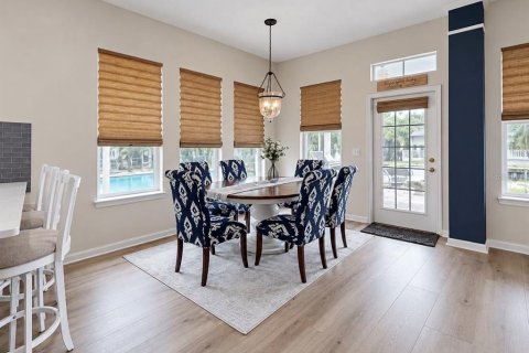 Villa ou maison à vendre à Apollo Beach, Floride: 4 chambres, 294.22 m2 № 2416863 - photo 12