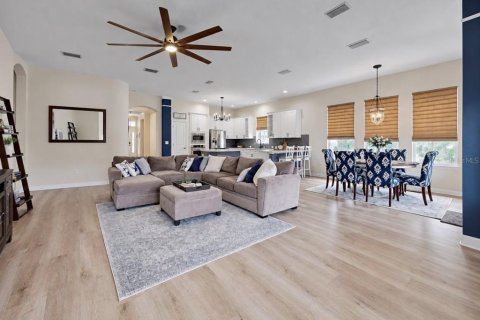 Villa ou maison à vendre à Apollo Beach, Floride: 4 chambres, 294.22 m2 № 2416863 - photo 13