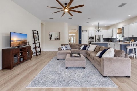 Villa ou maison à vendre à Apollo Beach, Floride: 4 chambres, 294.22 m2 № 2416863 - photo 19