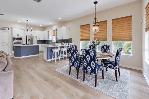 Villa ou maison à vendre à Apollo Beach, Floride: 4 chambres, 294.22 m2 № 2416863 - photo 9