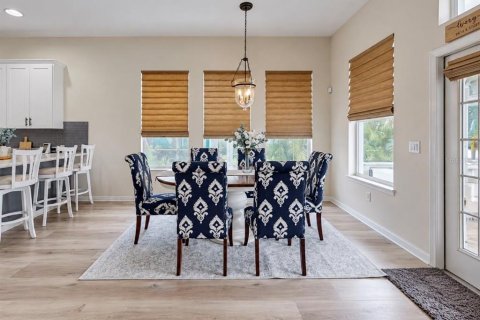 Villa ou maison à vendre à Apollo Beach, Floride: 4 chambres, 294.22 m2 № 2416863 - photo 10