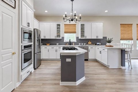 Villa ou maison à vendre à Apollo Beach, Floride: 4 chambres, 294.22 m2 № 2416863 - photo 5