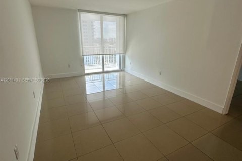 Copropriété à louer à Miami, Floride: 2 chambres, 78.78 m2 № 2343576 - photo 14