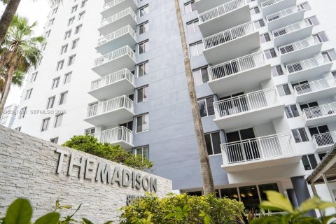 Condo à Miami, Floride, 2 chambres  № 2343576