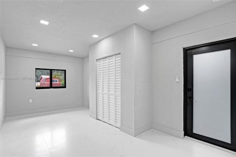 Купить виллу или дом в Форт-Лодердейл, Флорида 5 спален, 160.44м2, № 2002230 - фото 25