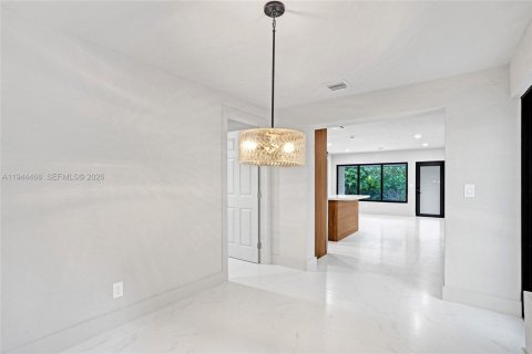 Купить виллу или дом в Форт-Лодердейл, Флорида 5 спален, 160.44м2, № 2002230 - фото 20