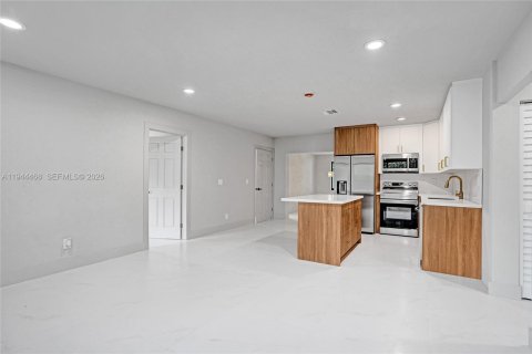 Купить виллу или дом в Форт-Лодердейл, Флорида 5 спален, 160.44м2, № 2002230 - фото 14