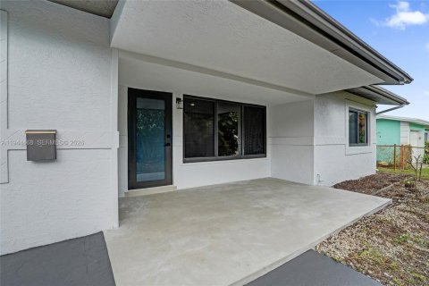 Купить виллу или дом в Форт-Лодердейл, Флорида 5 спален, 160.44м2, № 2002230 - фото 10