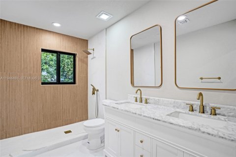 Купить виллу или дом в Форт-Лодердейл, Флорида 5 спален, 160.44м2, № 2002230 - фото 2