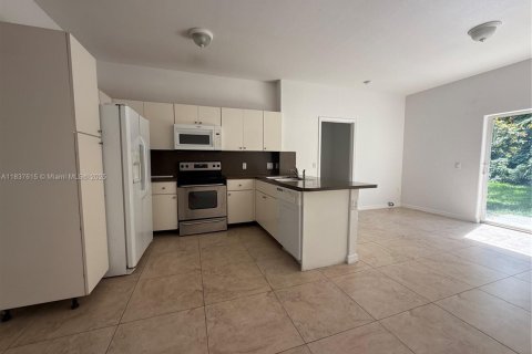Condo in Homestead, Florida, 3 bedrooms  № 1888791 - photo 3