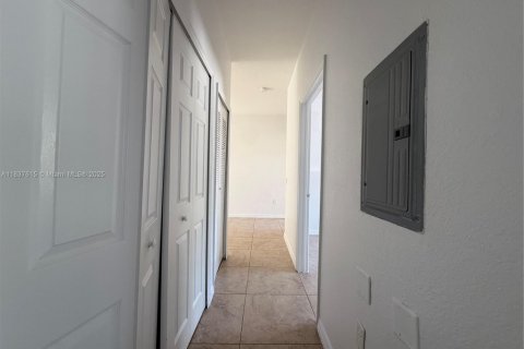 Condo in Homestead, Florida, 3 bedrooms  № 1888791 - photo 7