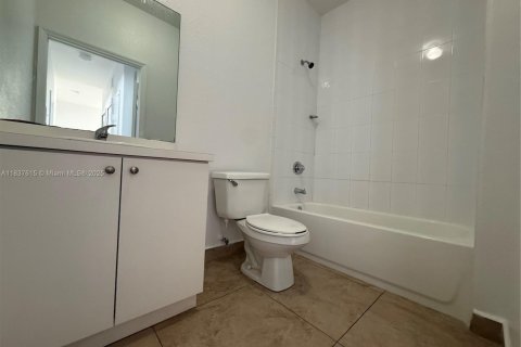 Condo in Homestead, Florida, 3 bedrooms  № 1888791 - photo 6