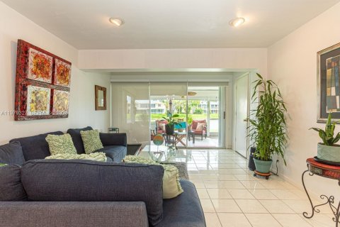 Купить кондоминиум в Делрей-Бич, Флорида 2 спальни, 106.65м2, № 2045949 - фото 18