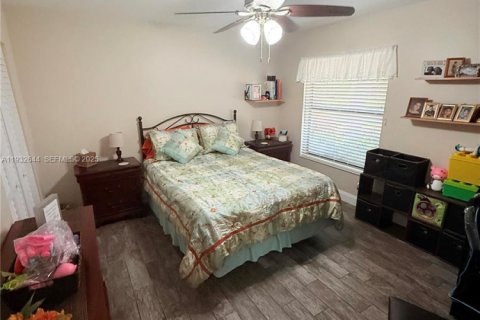 Condo in Coconut Creek, Florida, 2 bedrooms  № 1991573 - photo 8