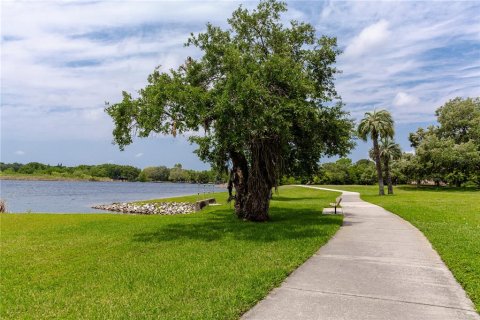 Condo in Clearwater, Florida, 2 bedrooms № 2143408 - photo 30