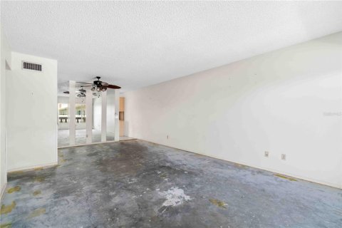 Condo in Clearwater, Florida, 2 bedrooms № 2143408 - photo 5