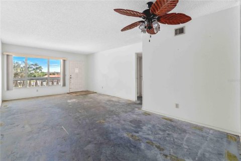 Condo in Clearwater, Florida, 2 bedrooms № 2143408 - photo 7