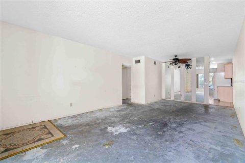 Condo in Clearwater, Florida, 2 bedrooms № 2143408 - photo 4